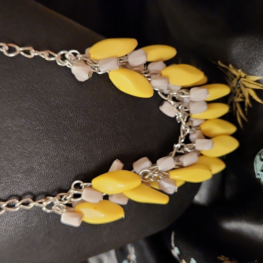 Paparazzi Yellow & Gray Necklace Set